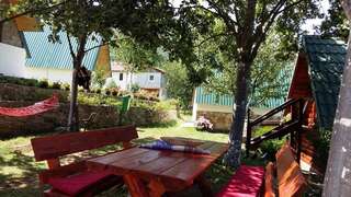 Отели типа «постель и завтрак» B&B Konak Плужине Двухместный номер Делюкс с 1 кроватью (для 2 взрослых и 1 ребенка)-5